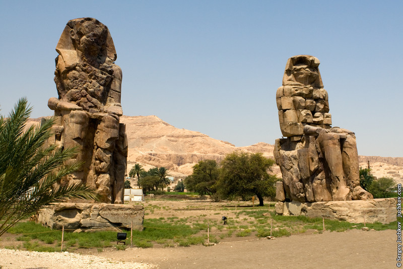 Memnon Kolos by Sergey Juchkov